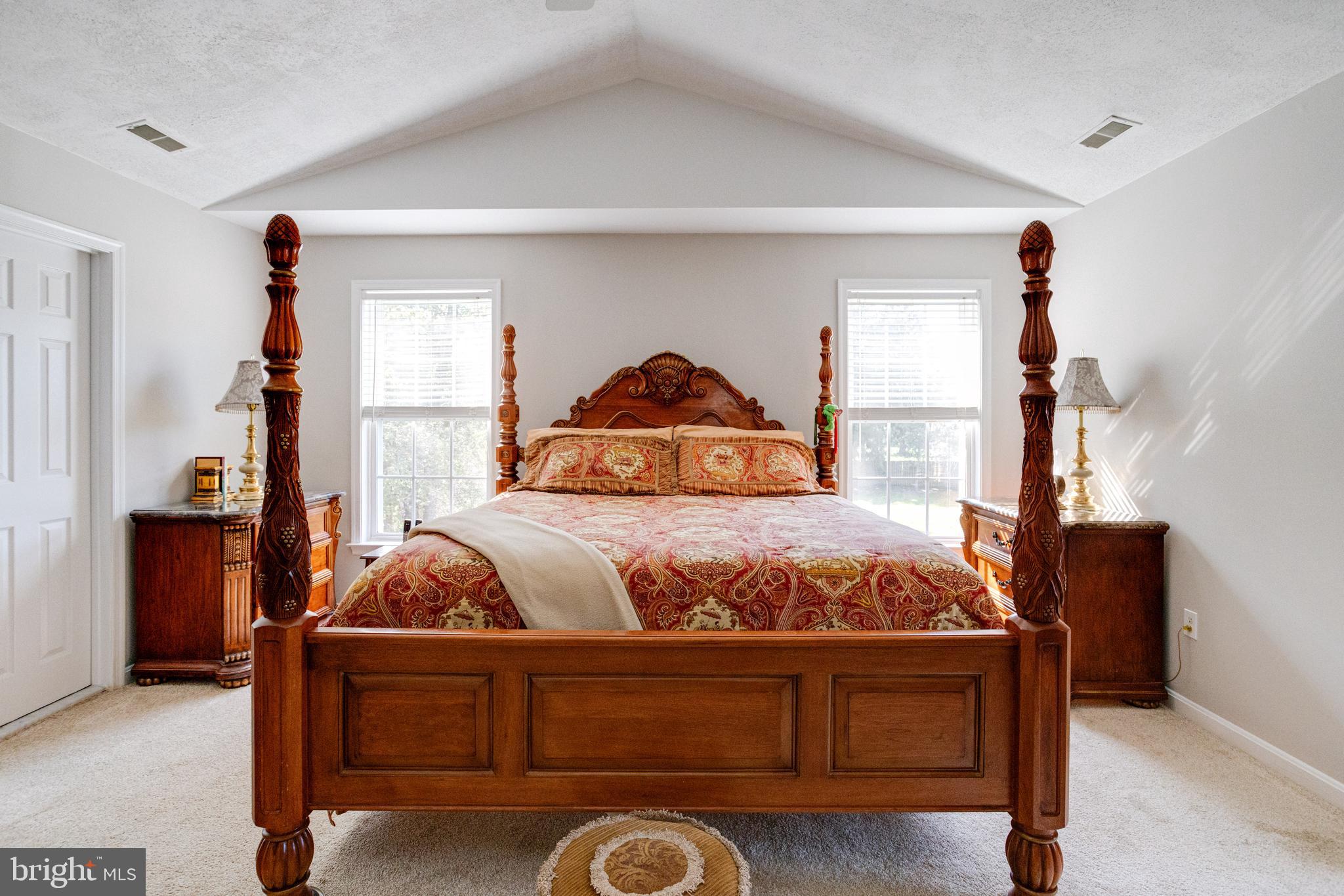 WINTER OAKS - Residential