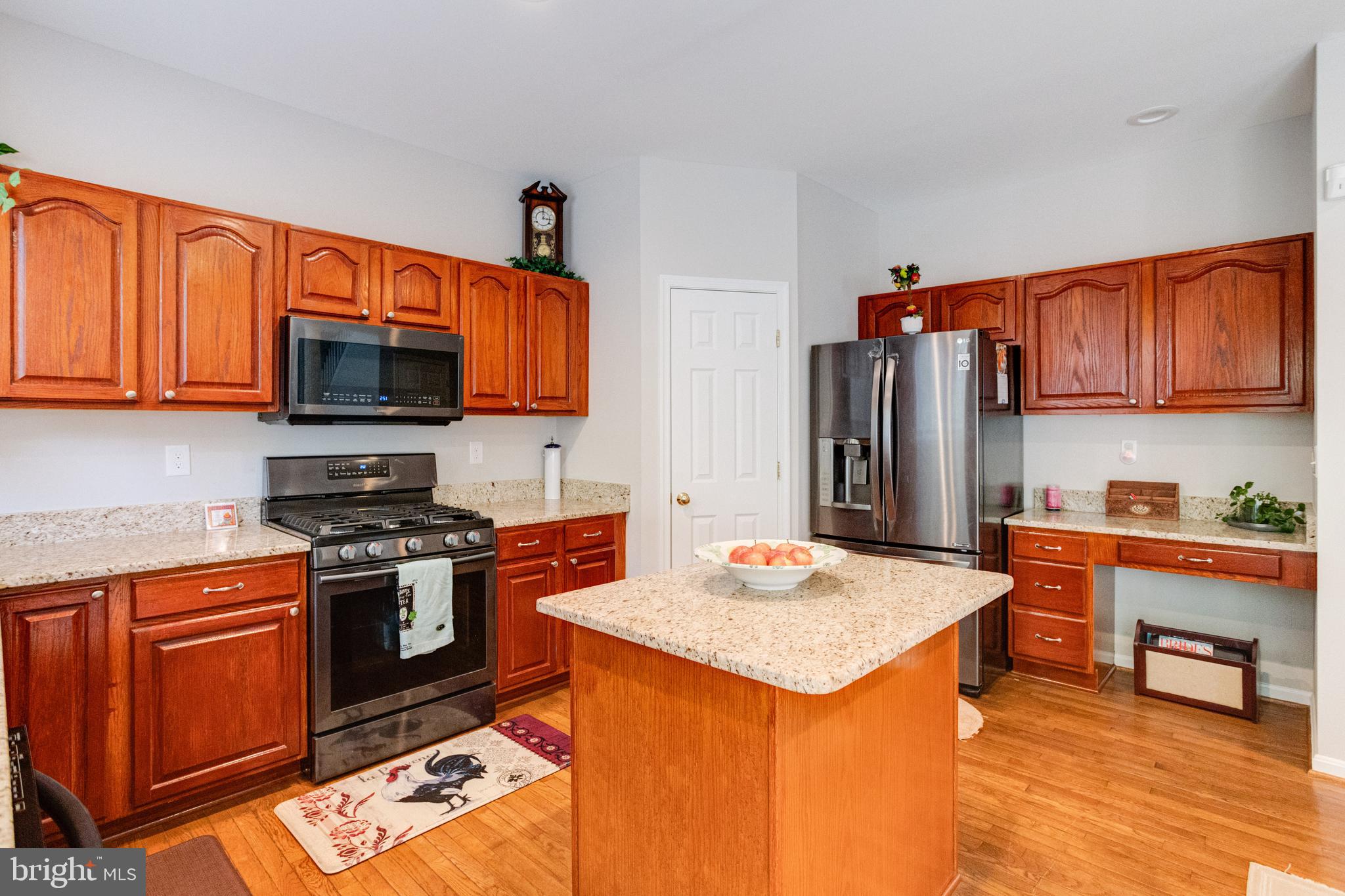 WINTER OAKS - Residential