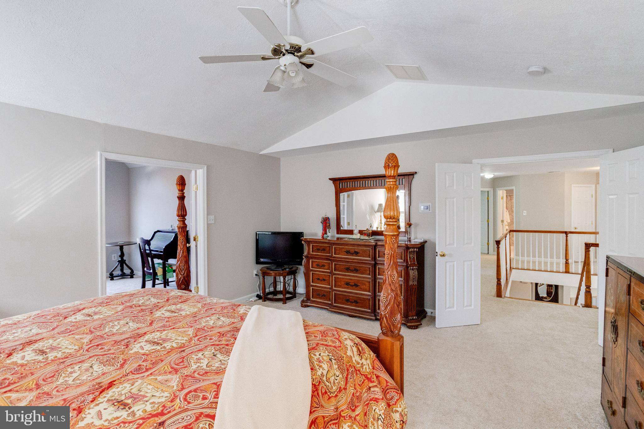 WINTER OAKS - Residential