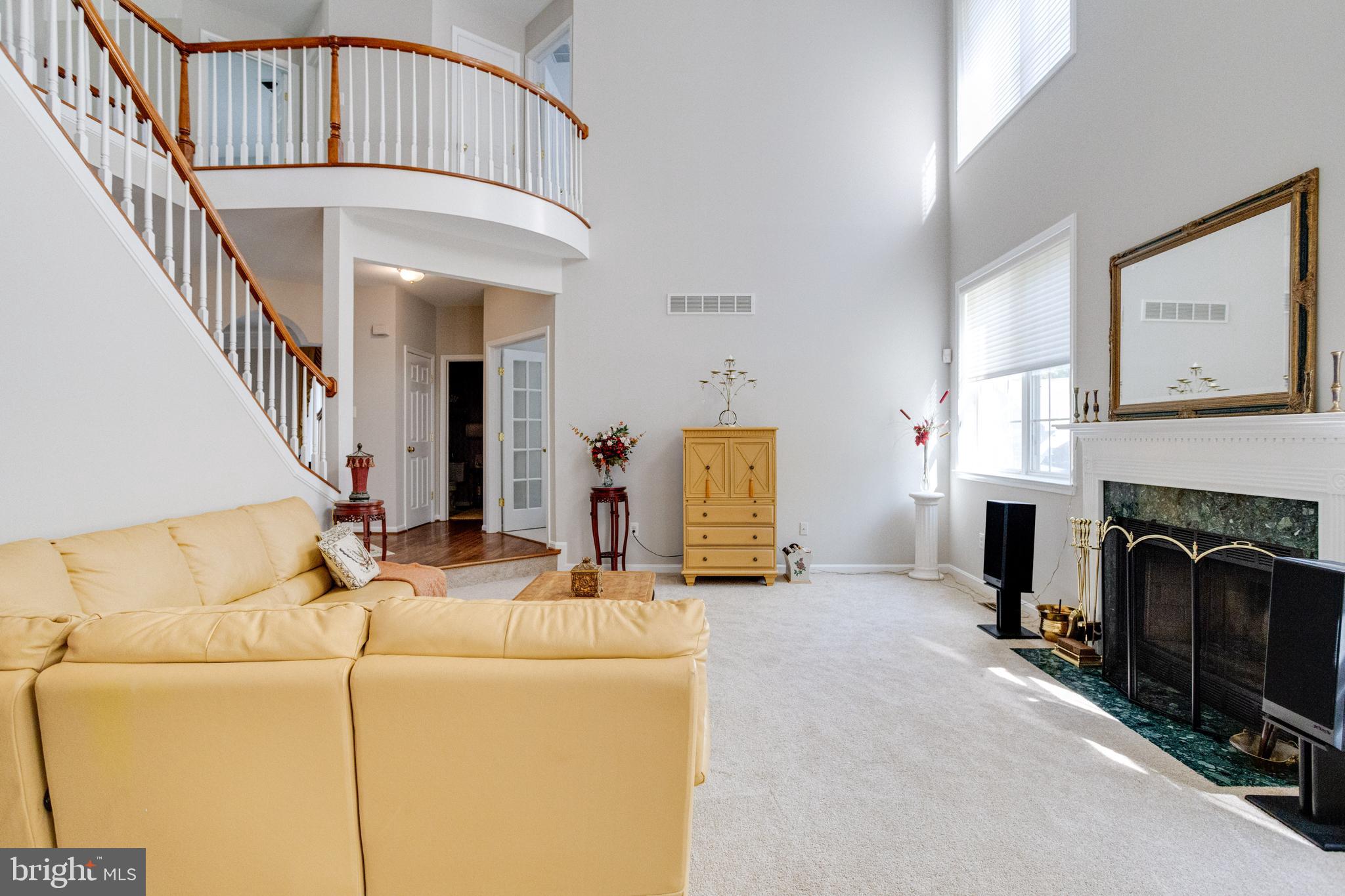 WINTER OAKS - Residential