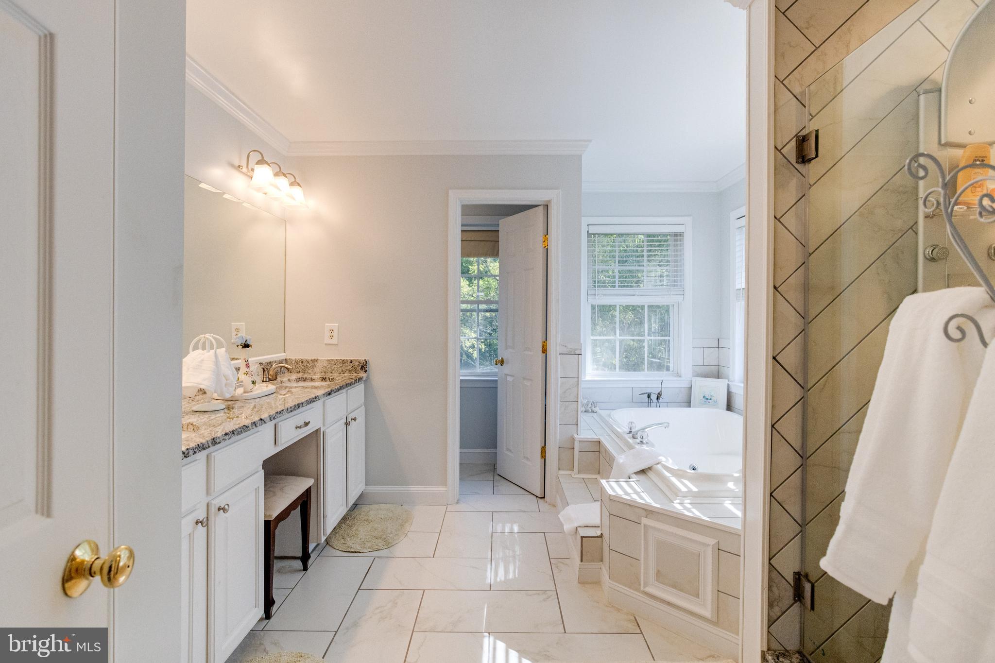 WINTER OAKS - Residential