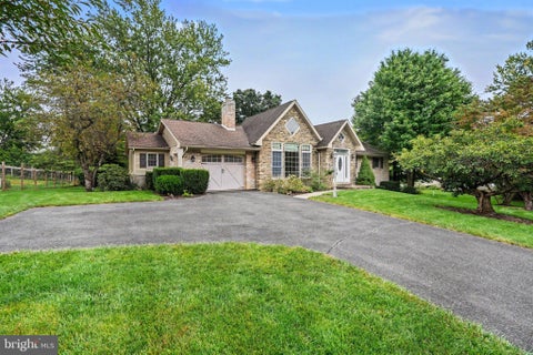 Homes For Sale - 9892 Mccreary Road<br/> Franklin County, SHIPPENSBURG, PA 17257