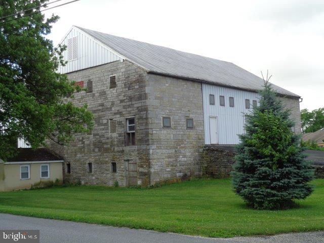 WEST PENNSBORO TWP - Residential