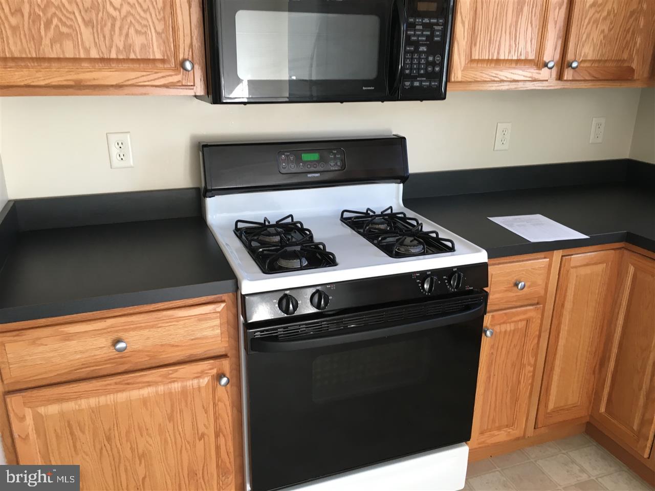 ASBURY POINTE - Residential