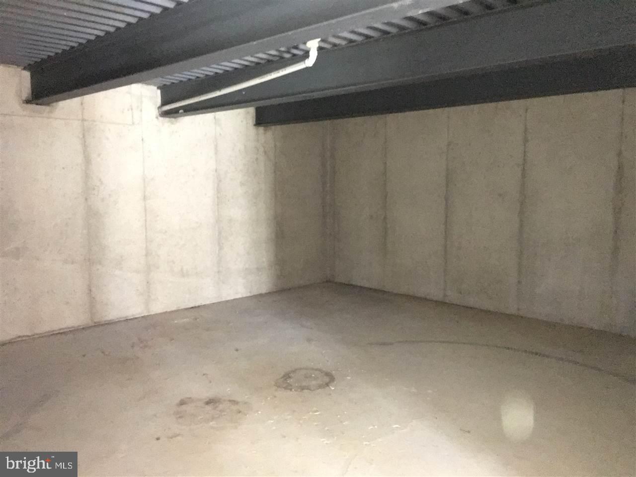 ASBURY POINTE - Residential