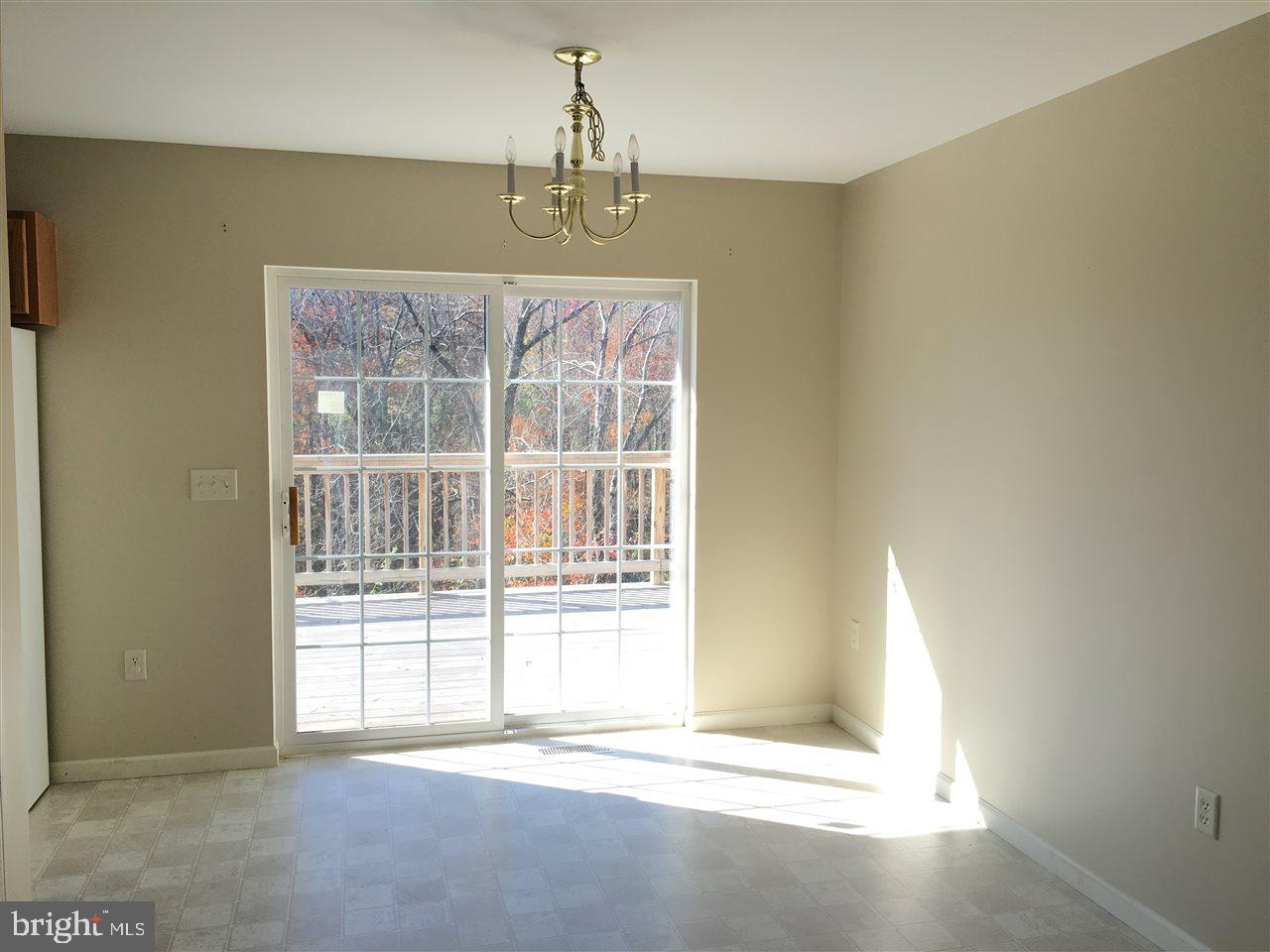 ASBURY POINTE - Residential