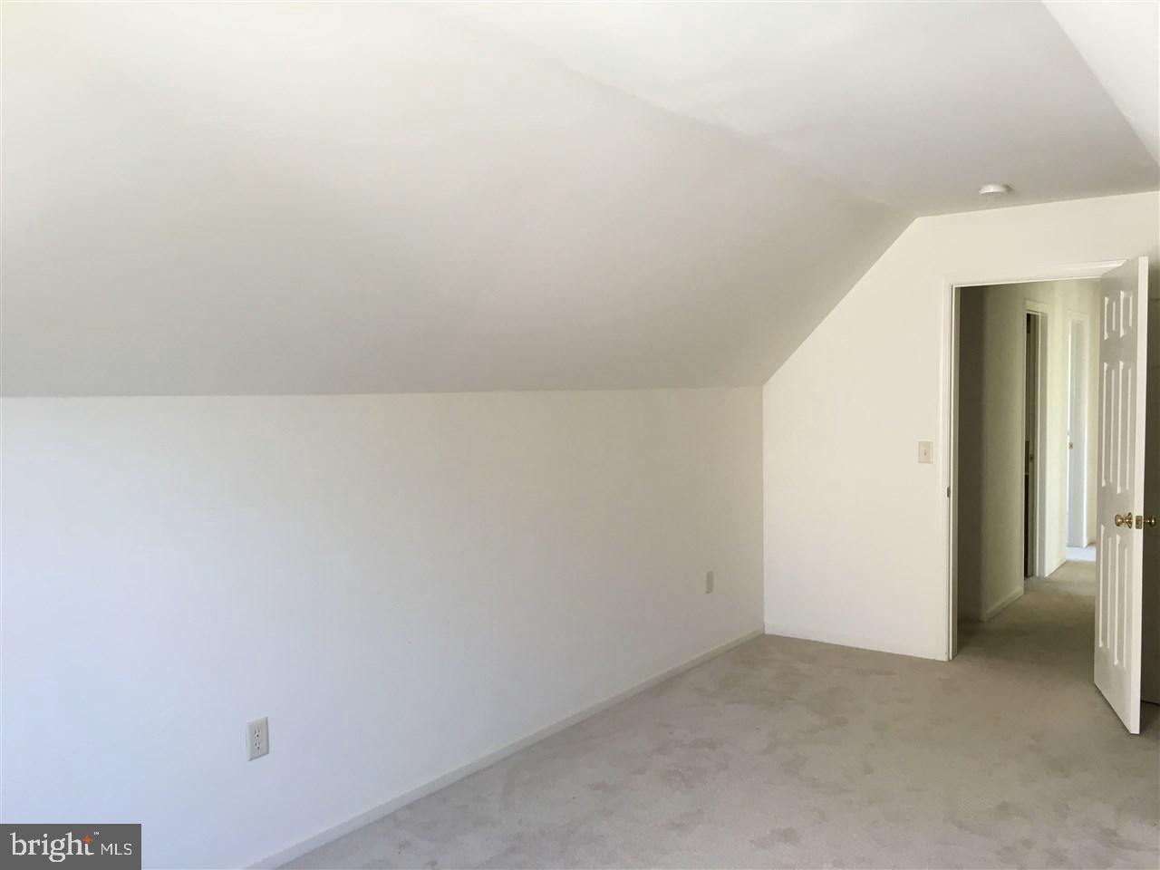 ASBURY POINTE - Residential