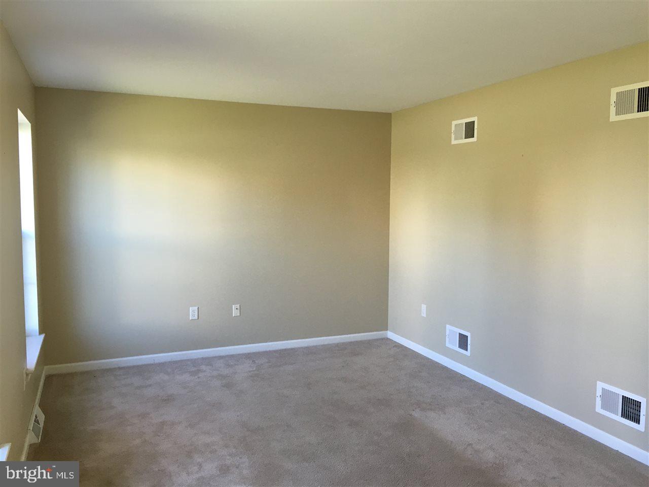 ASBURY POINTE - Residential