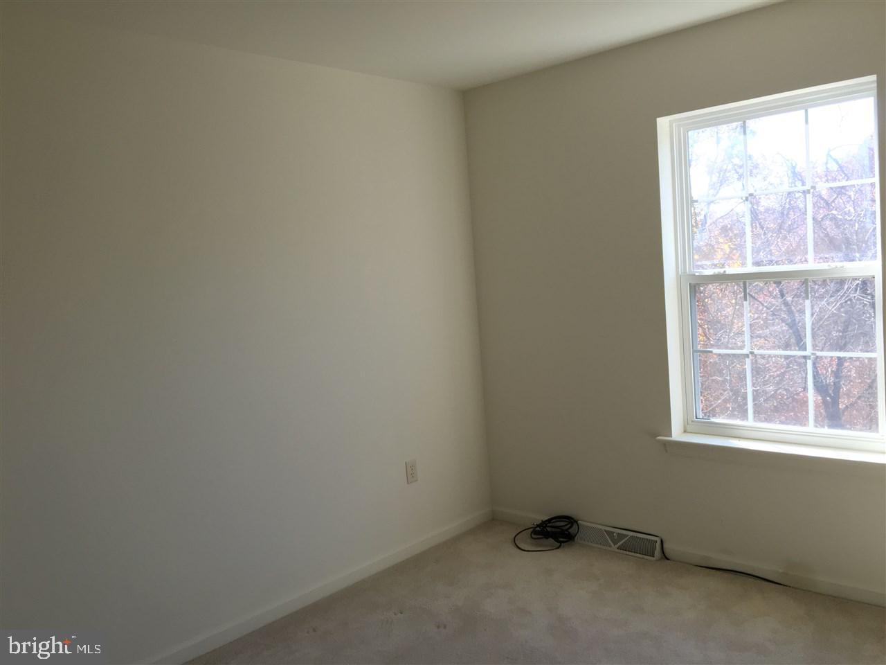 ASBURY POINTE - Residential