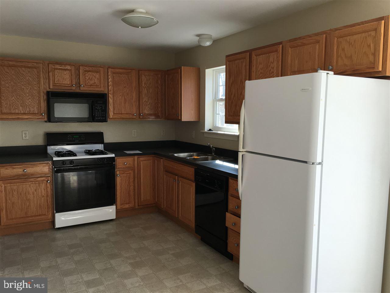 ASBURY POINTE - Residential