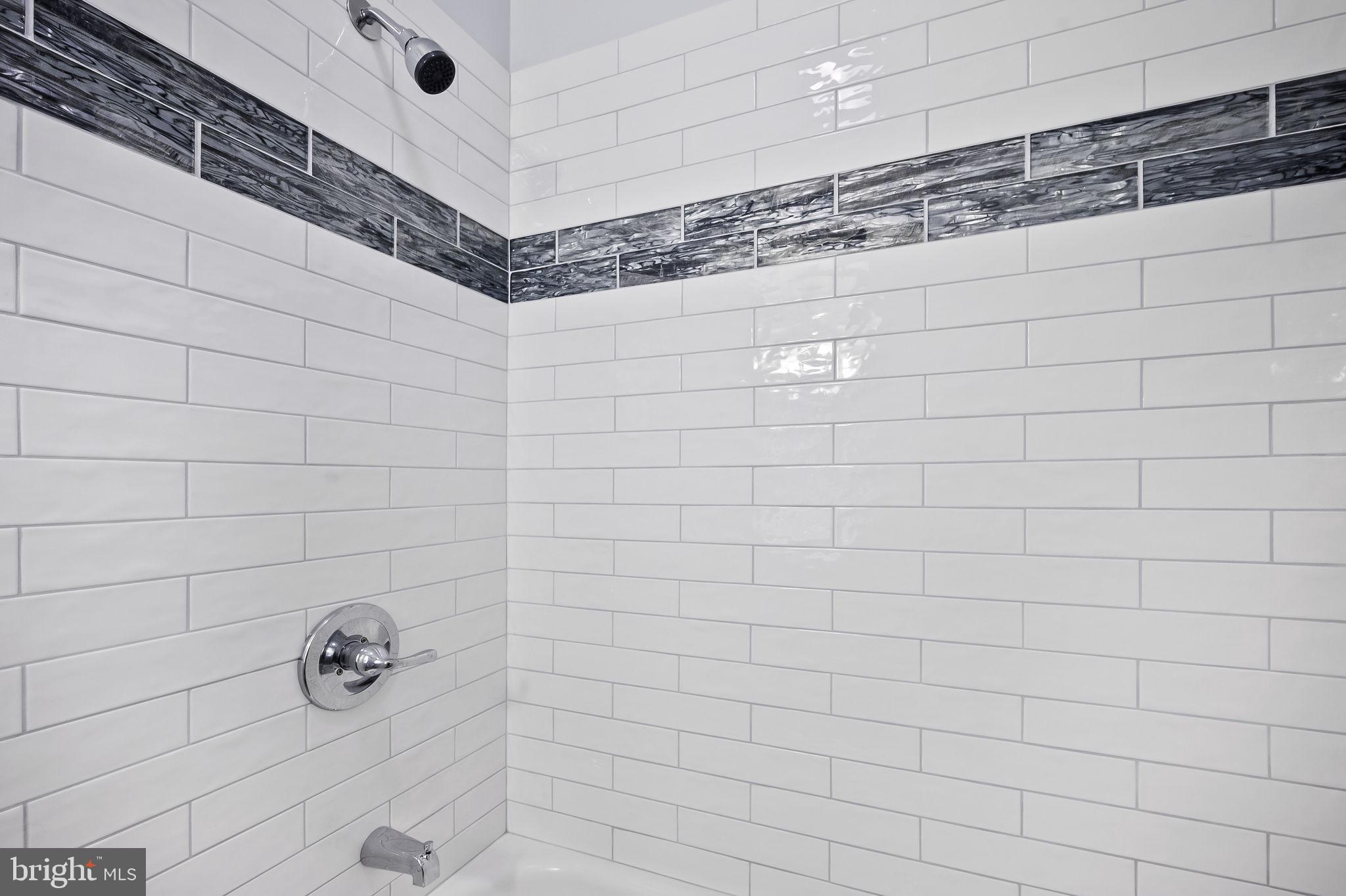 UNION SQUARE - Residential Lease