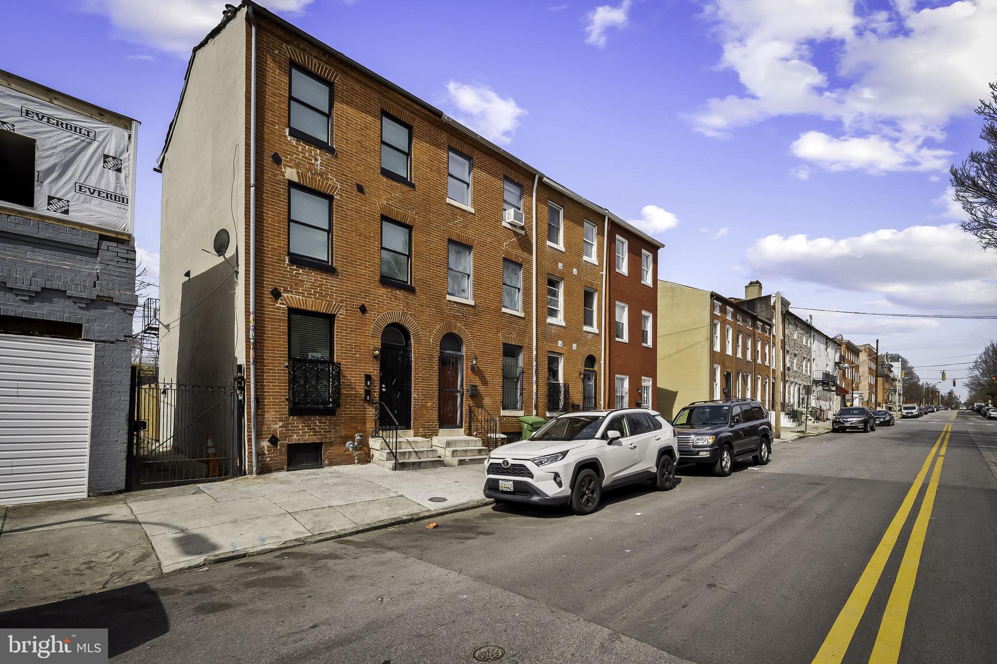 UNION SQUARE - Residential Lease