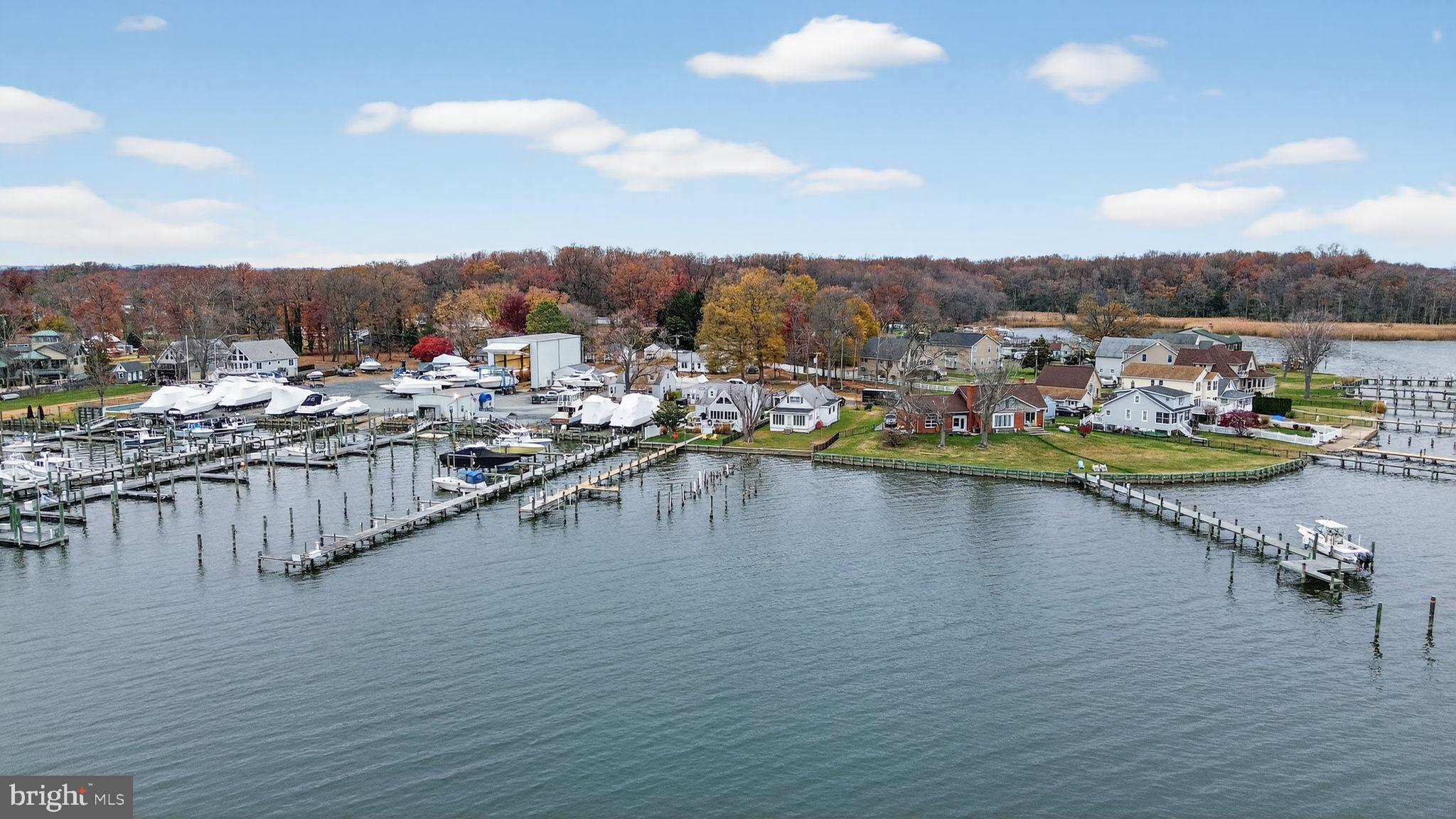 BOWLEYS QUARTERS - Residential