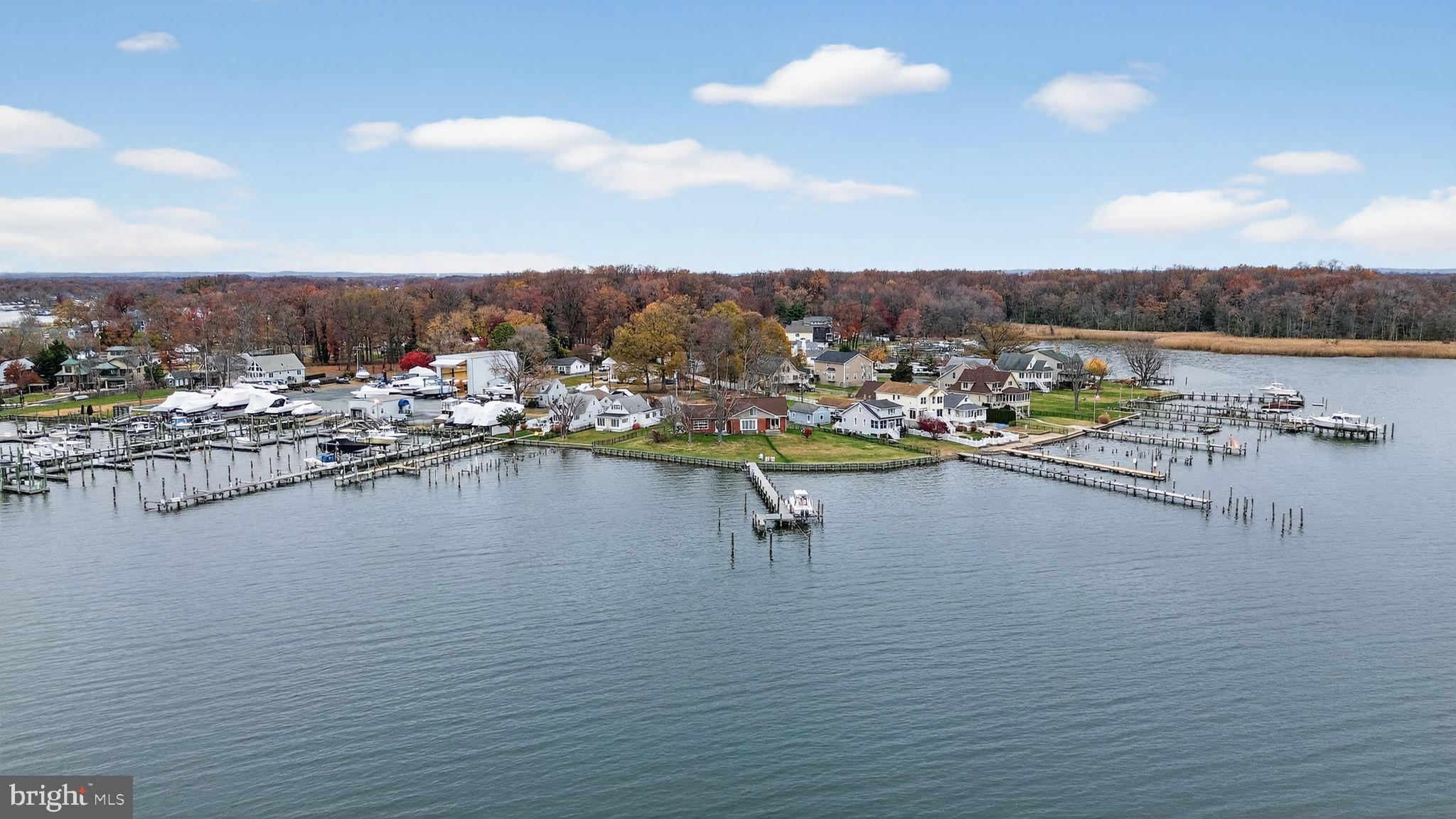 BOWLEYS QUARTERS - Residential