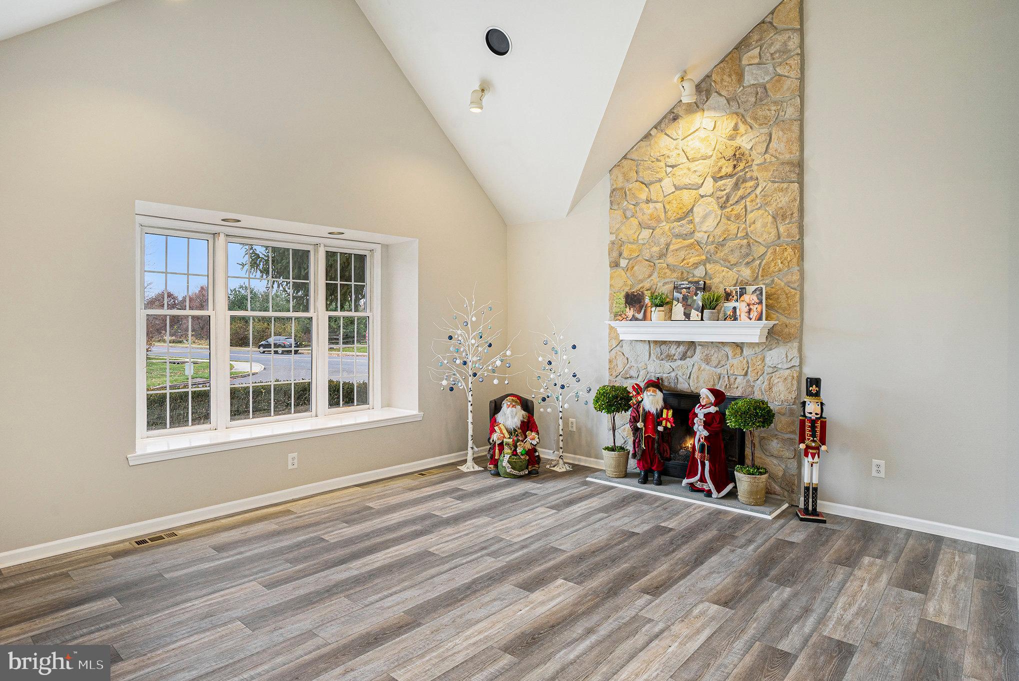 CRANBERRY ESTATES - Residential