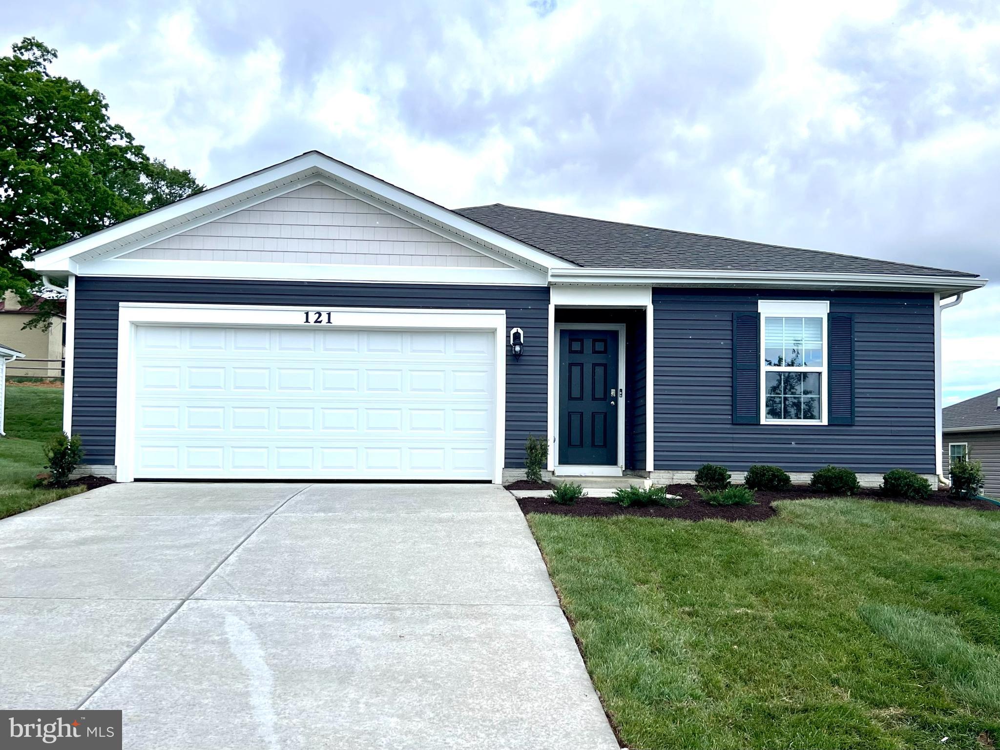 MAGNOLIA SPRINGS - Residential