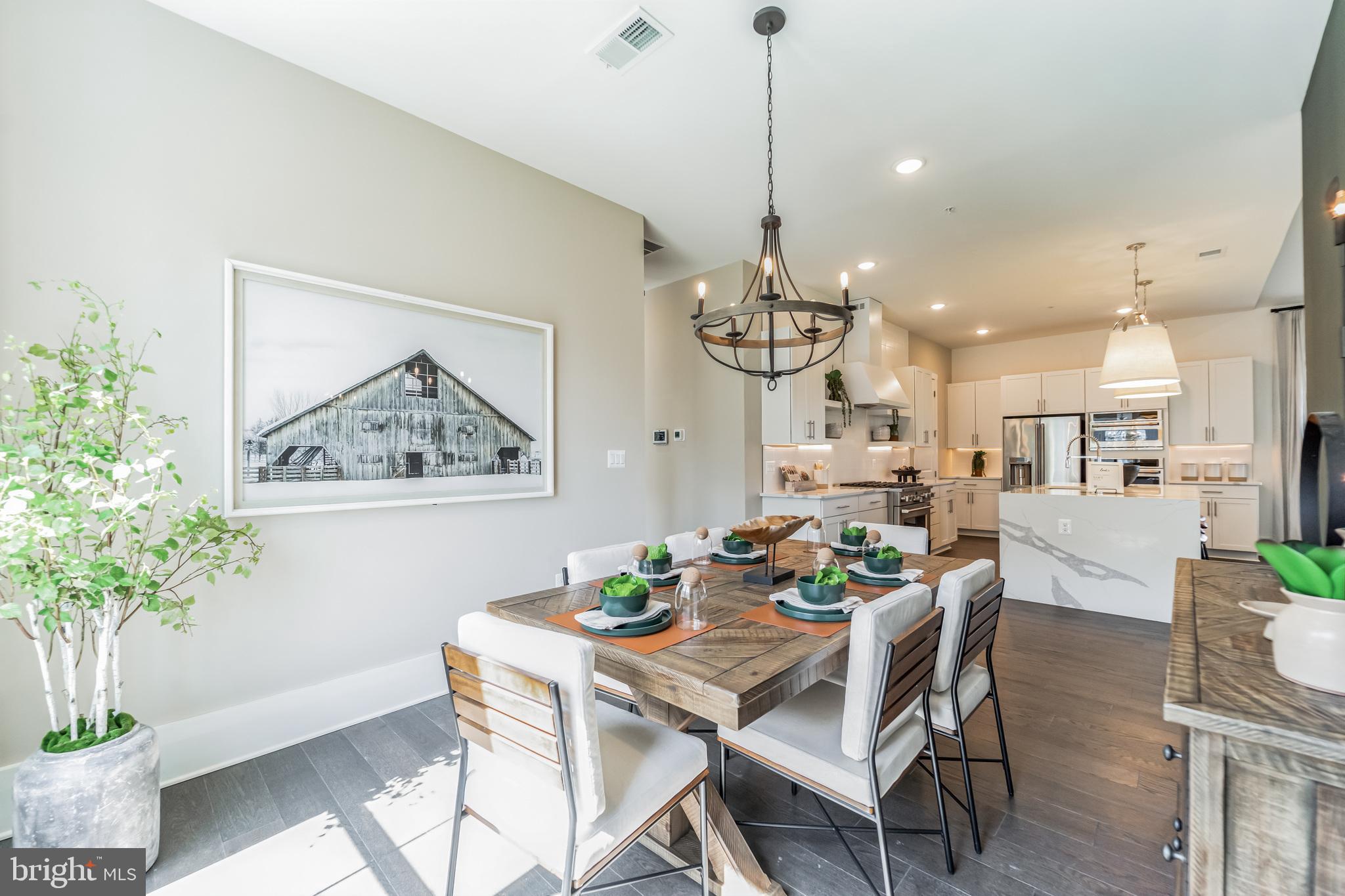 FOUR SEASONS AT KENT ISLAND - Residential