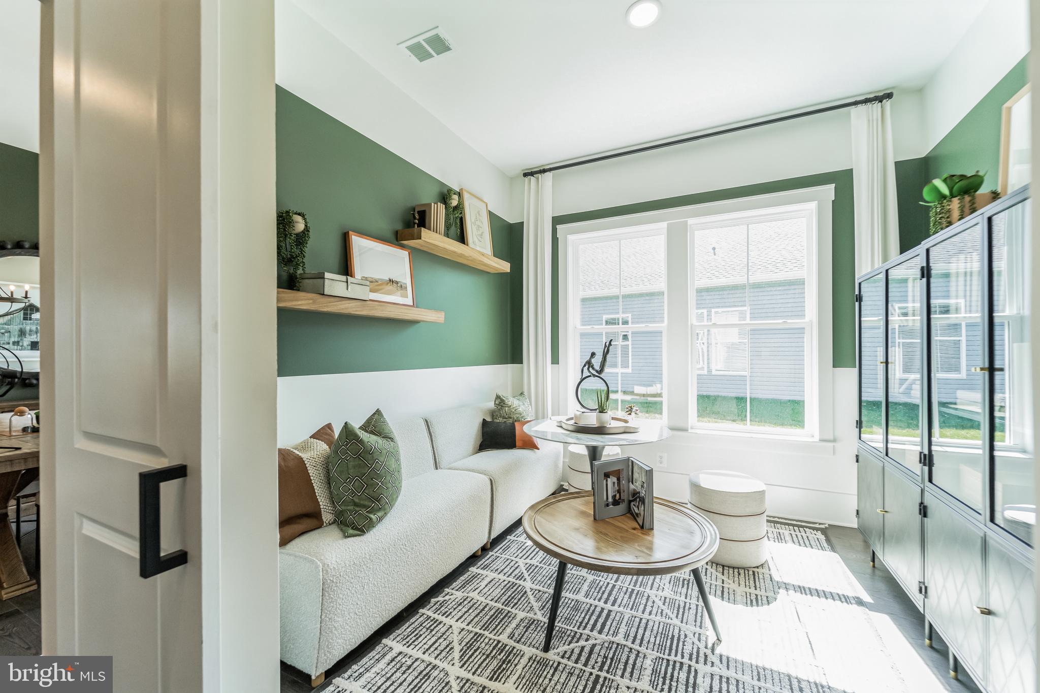 FOUR SEASONS AT KENT ISLAND - Residential