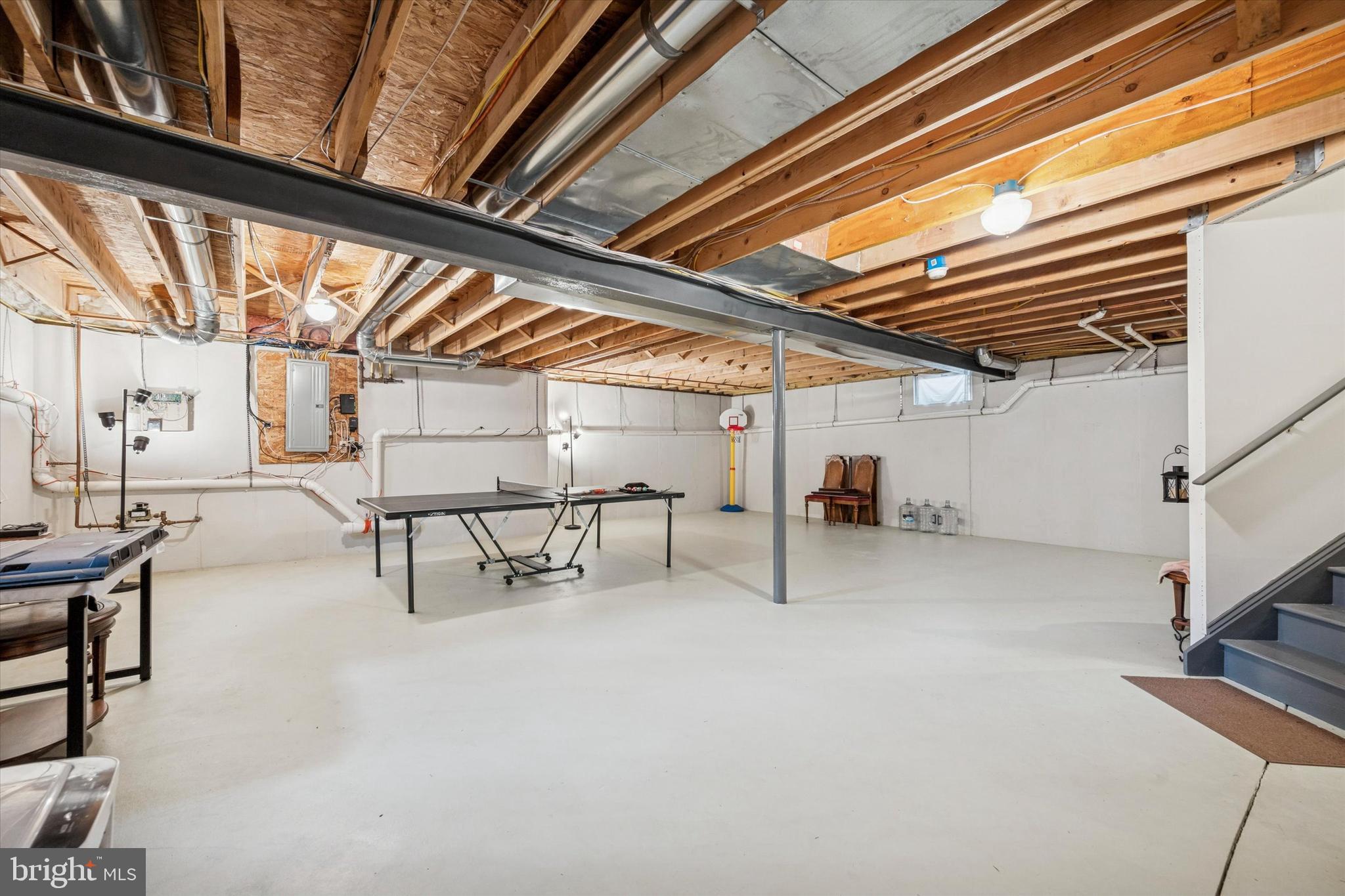 VICTORIA GARDENS - Residential