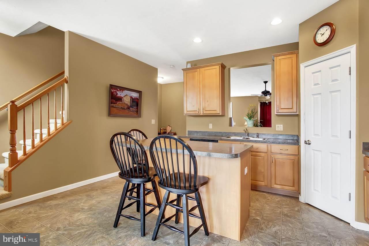 JACKSON HEIGHTS - Residential
