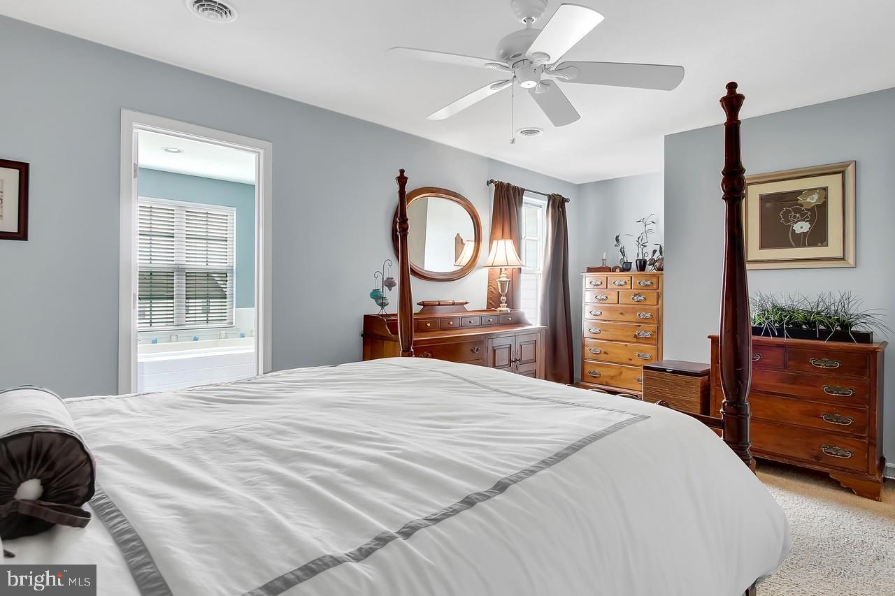 JACKSON HEIGHTS - Residential