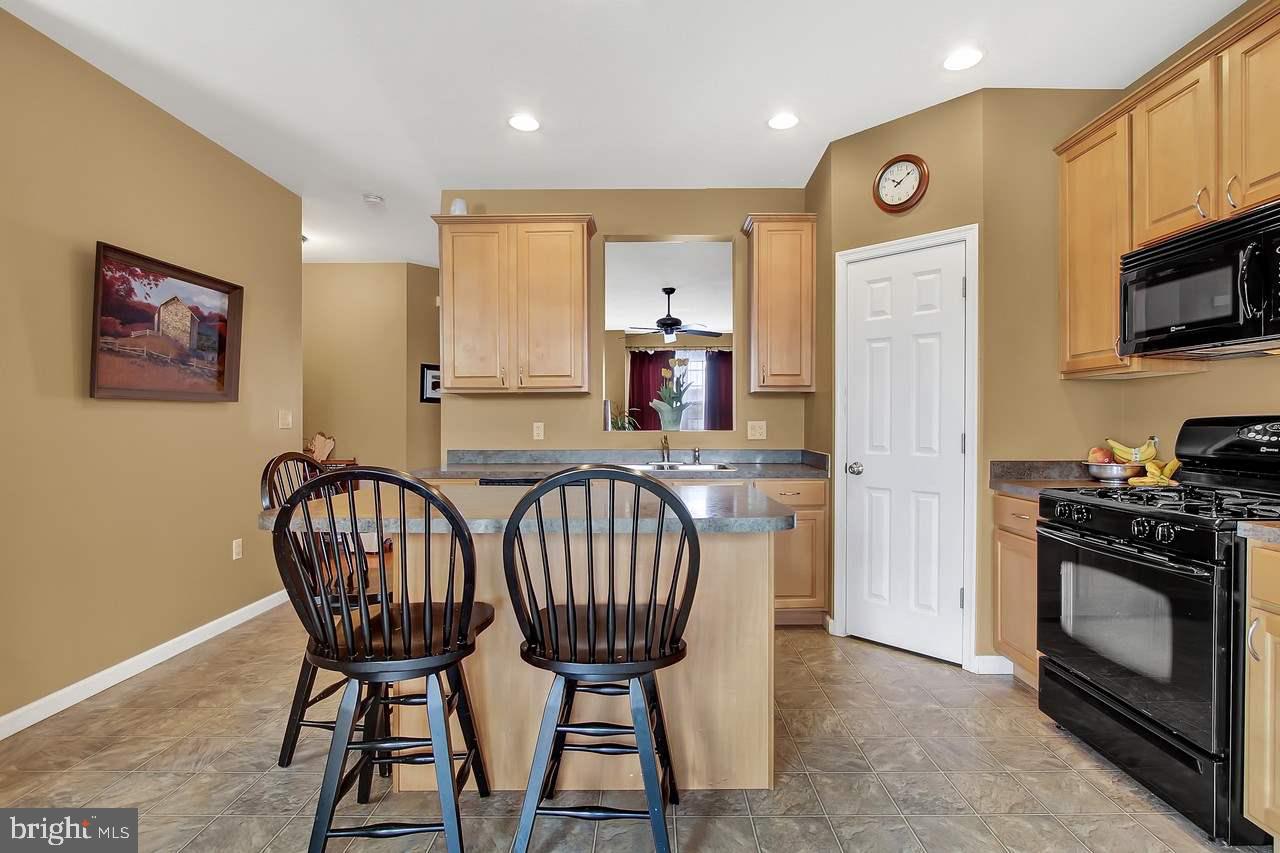JACKSON HEIGHTS - Residential