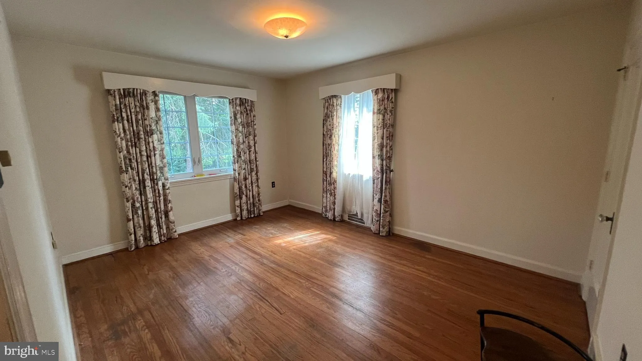 Collingswood, New Jersey 08108, United States, 3 Bedrooms Bedrooms, ,2 BathroomsBathrooms,Residential,Pending,150697