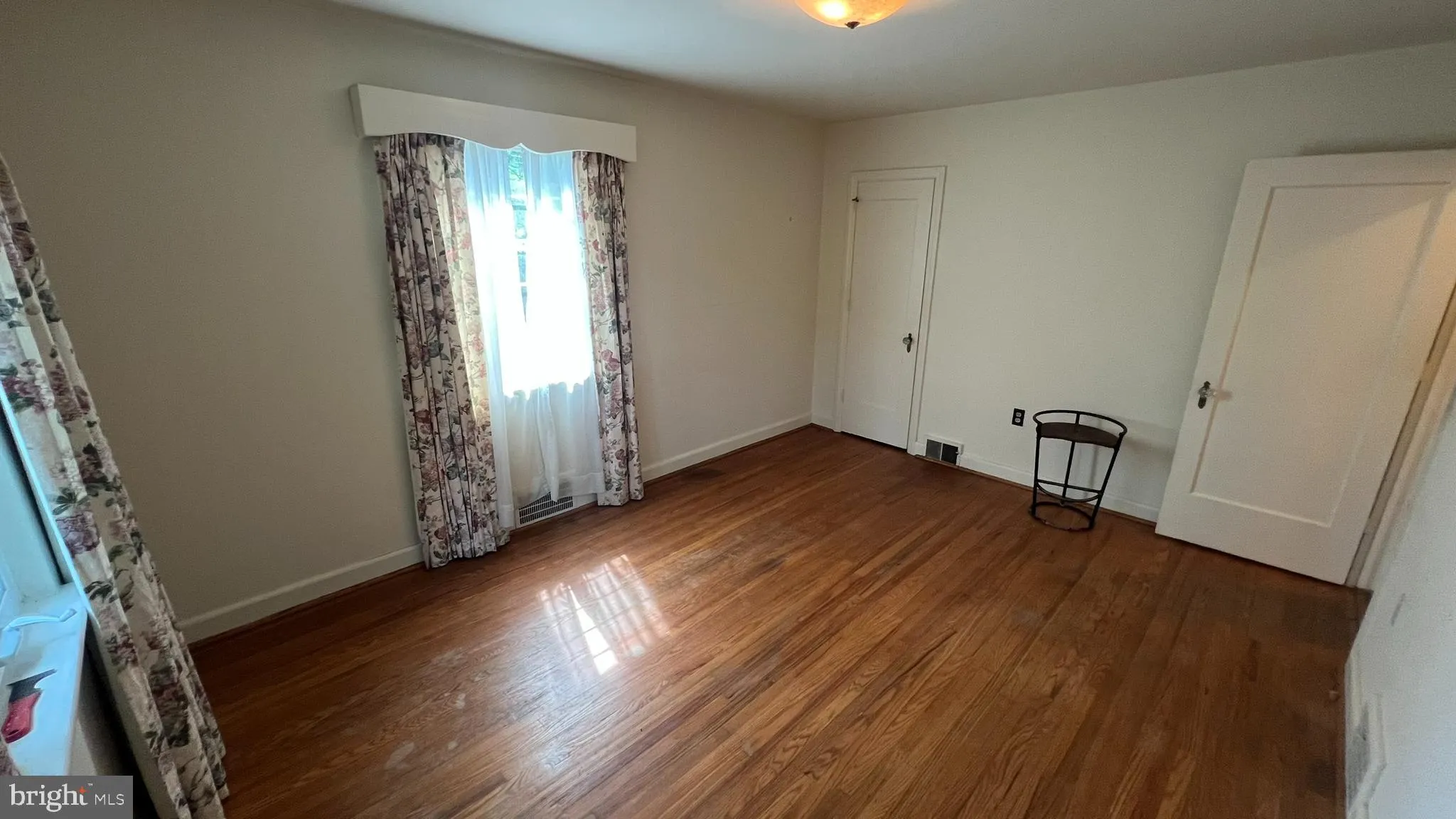 Collingswood, New Jersey 08108, United States, 3 Bedrooms Bedrooms, ,2 BathroomsBathrooms,Residential,Pending,150697