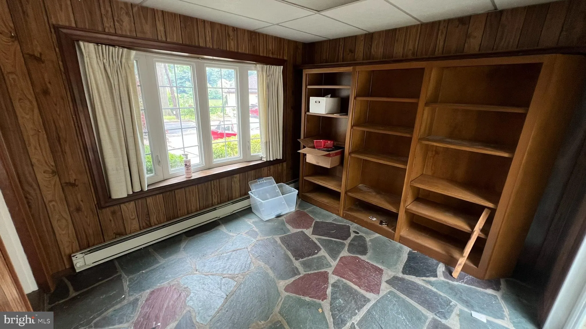 Collingswood, New Jersey 08108, United States, 3 Bedrooms Bedrooms, ,2 BathroomsBathrooms,Residential,Pending,150697