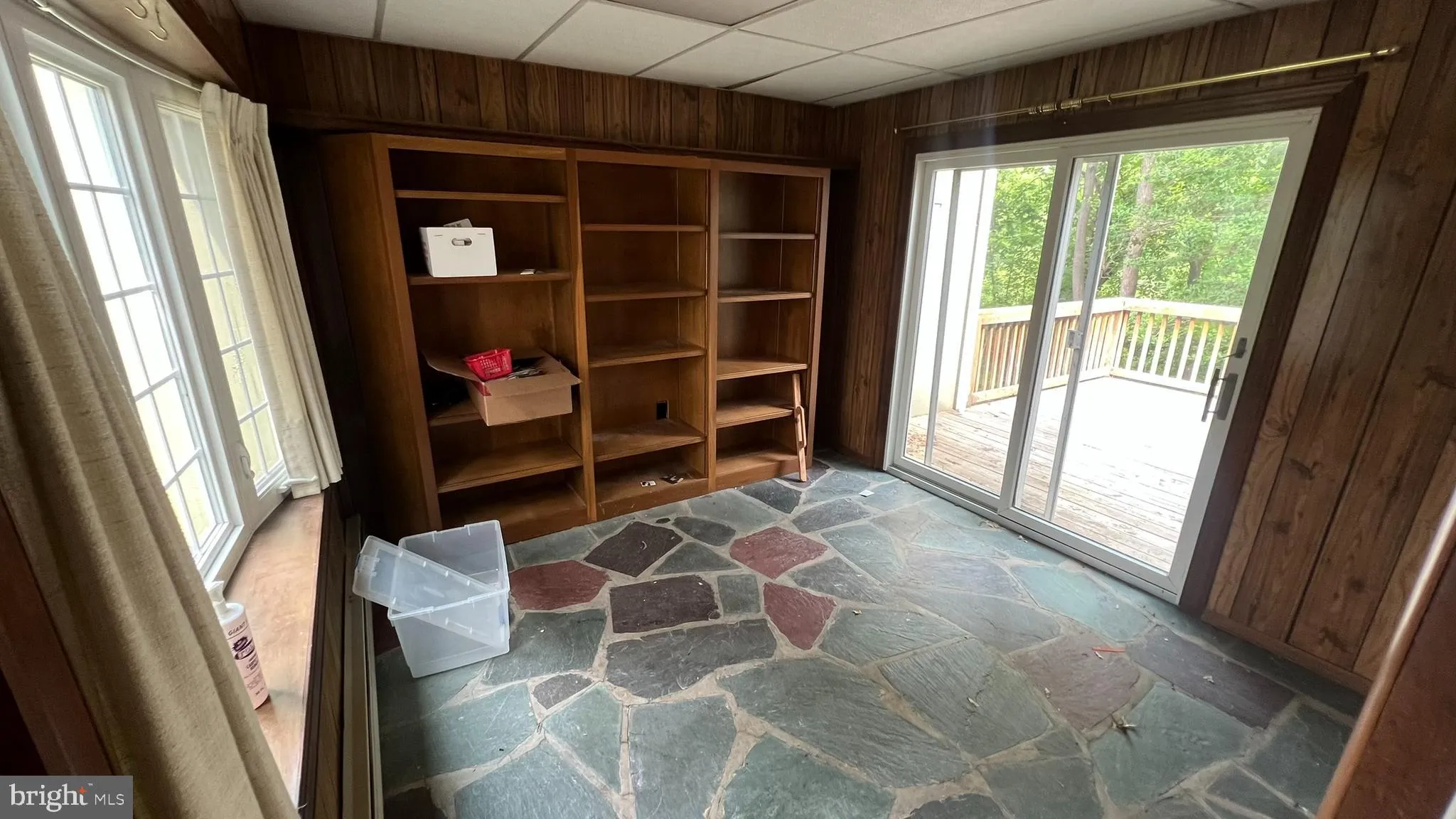 Collingswood, New Jersey 08108, United States, 3 Bedrooms Bedrooms, ,2 BathroomsBathrooms,Residential,Pending,150697