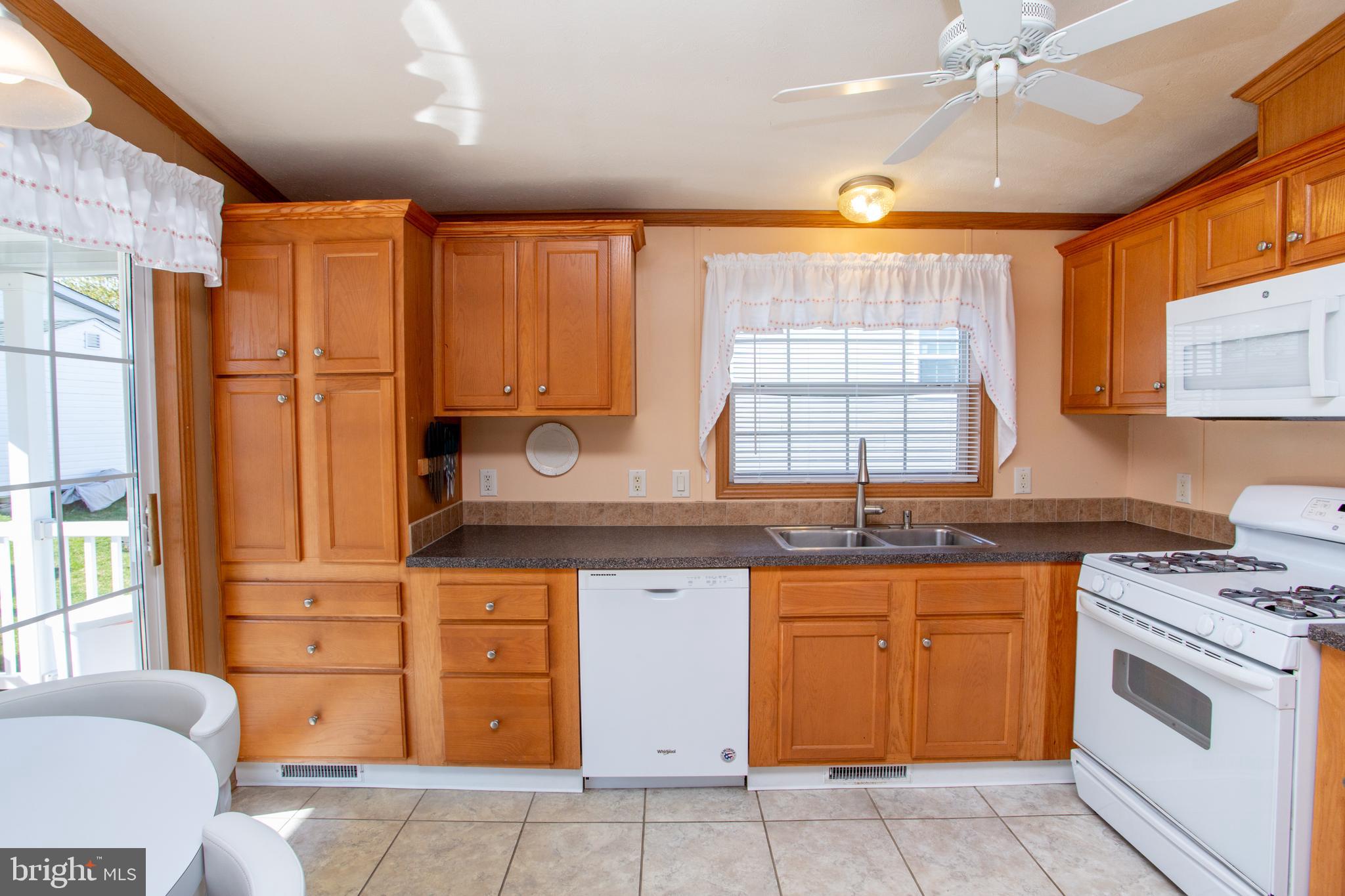 EASTERN DAWN MHP - Residential