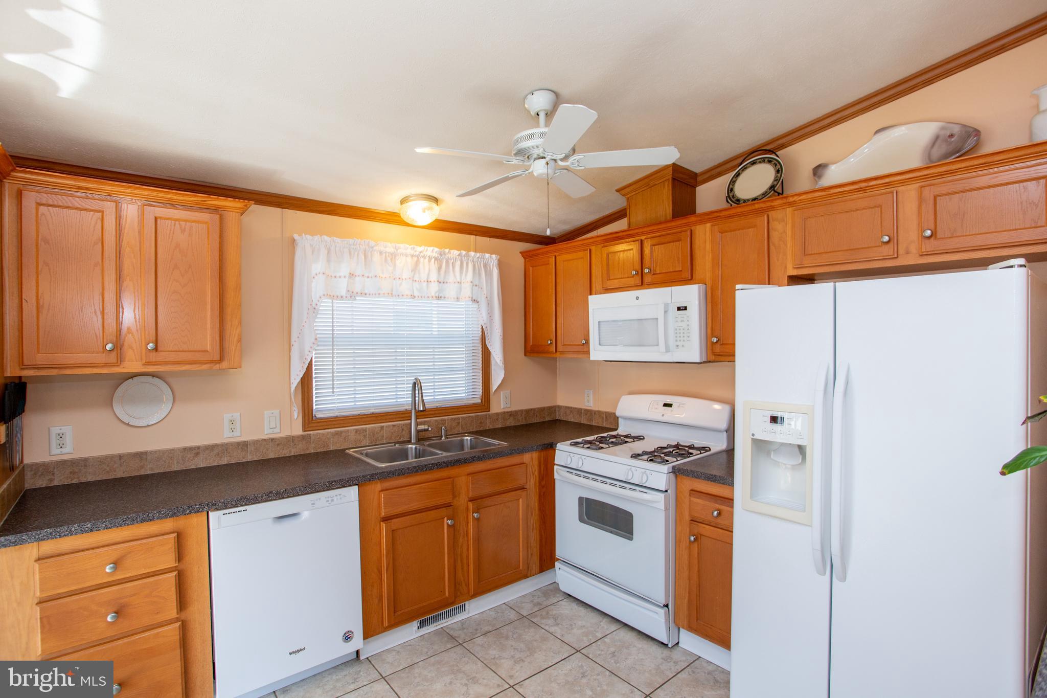 EASTERN DAWN MHP - Residential