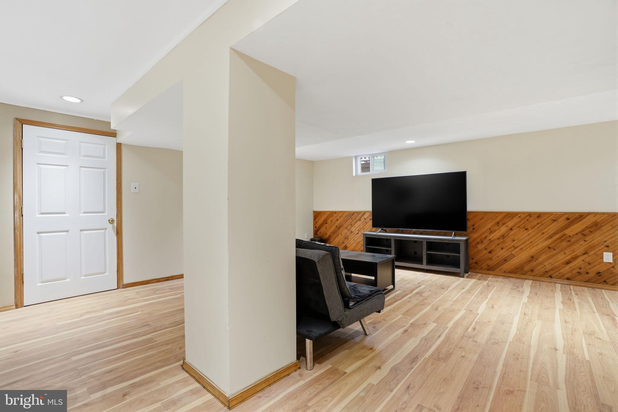 HENRYS RUN - Residential