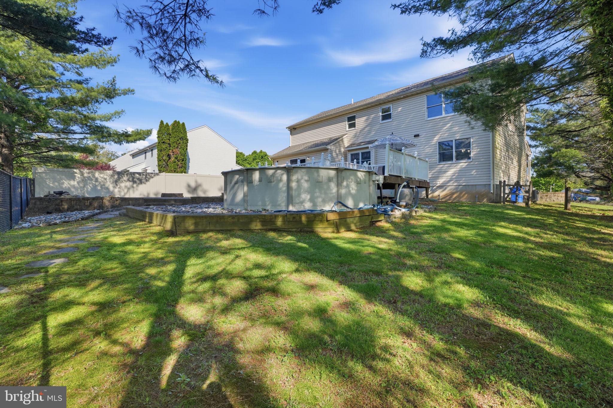 HENRYS RUN - Residential