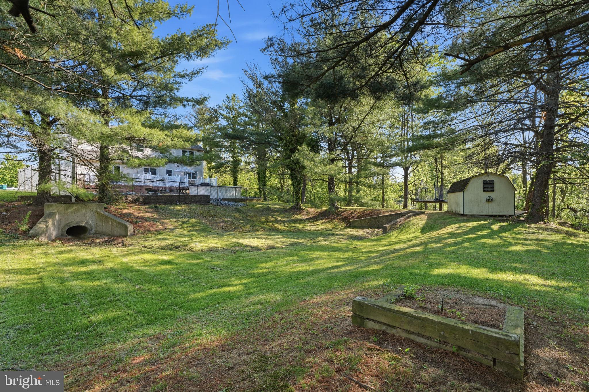 HENRYS RUN - Residential