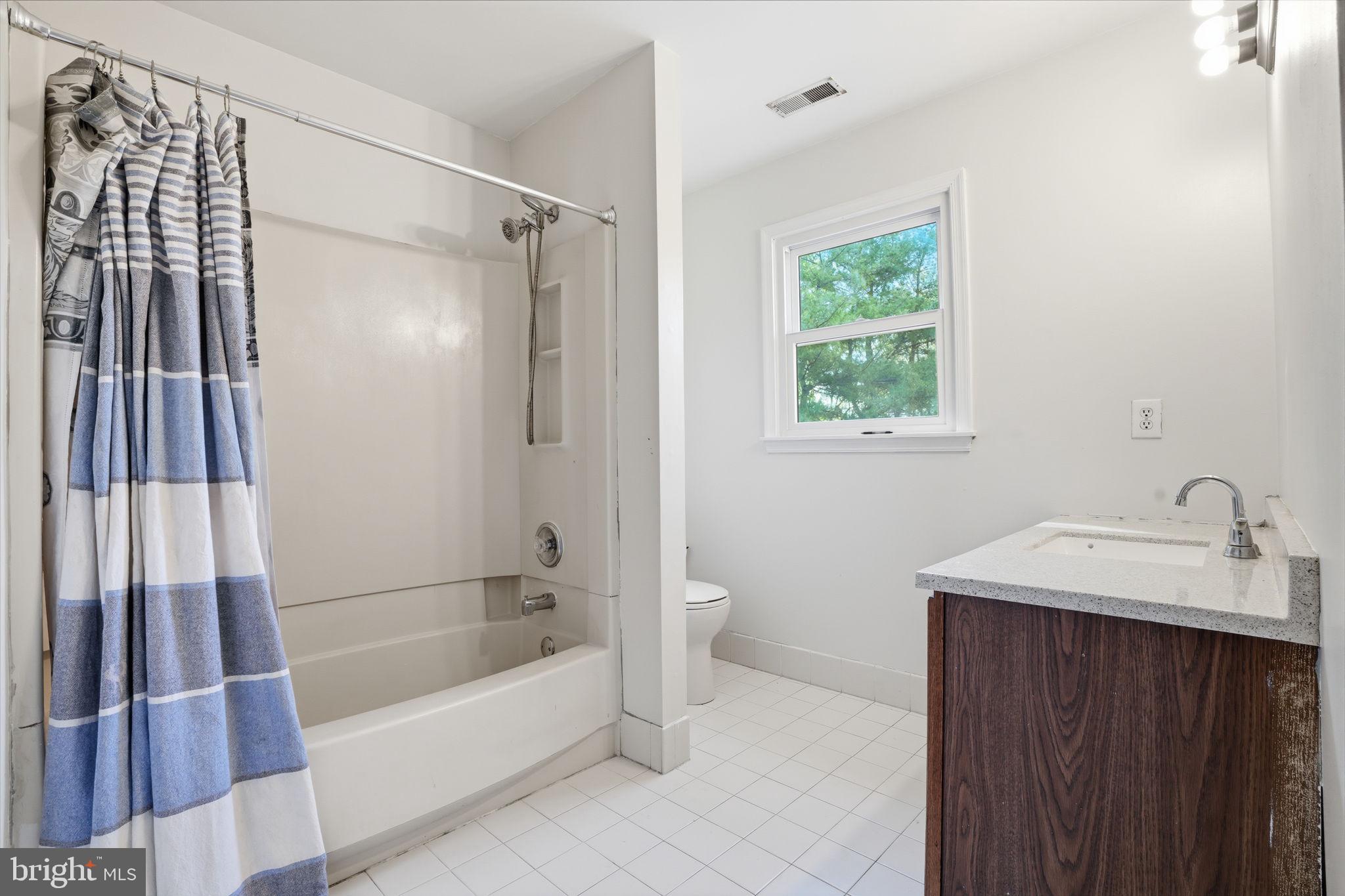 HENRYS RUN - Residential