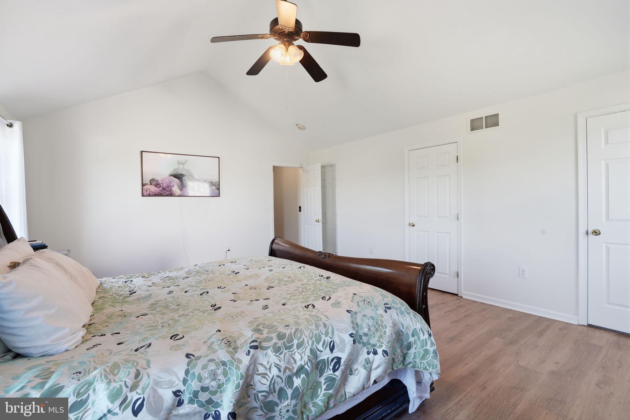 HENRYS RUN - Residential