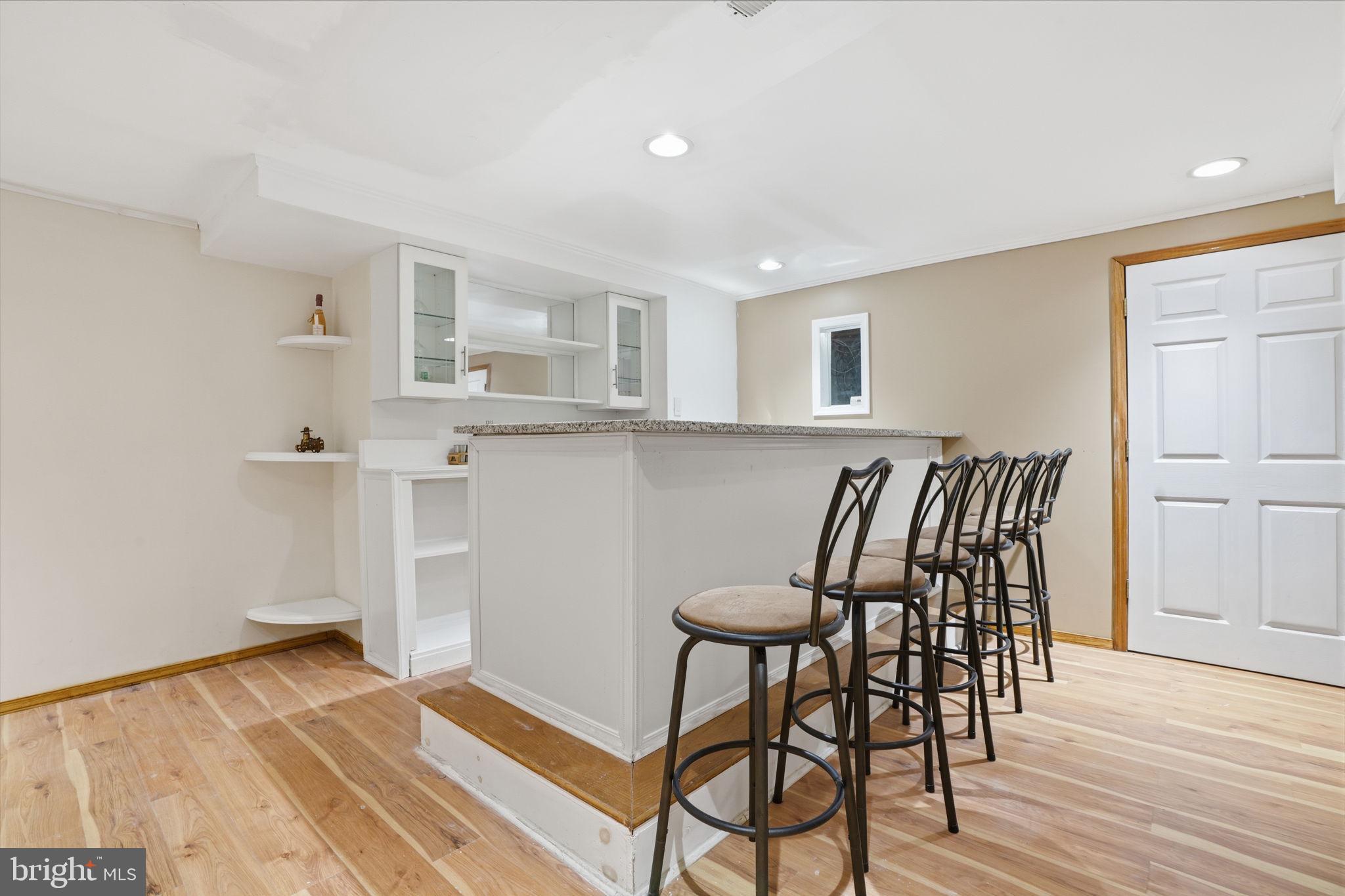 HENRYS RUN - Residential