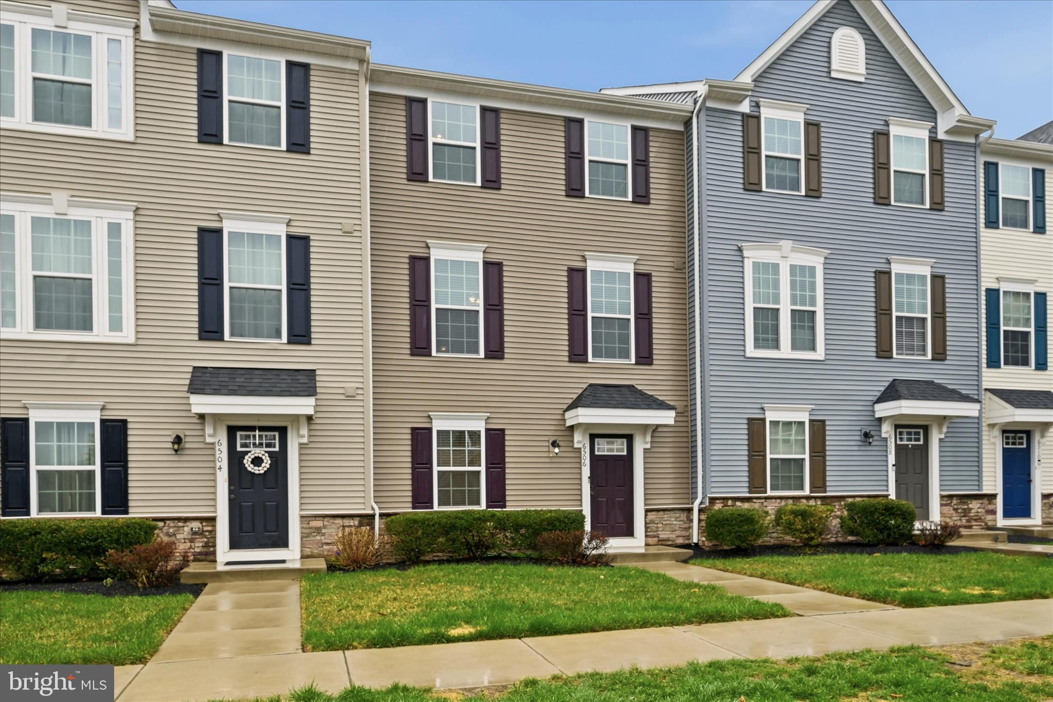 THE VILLAGE AT COURTHOUSE COMMONS - Residential