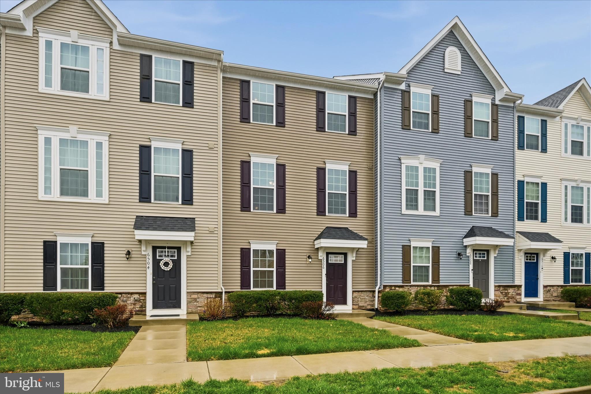 THE VILLAGE AT COURTHOUSE COMMONS - Residential