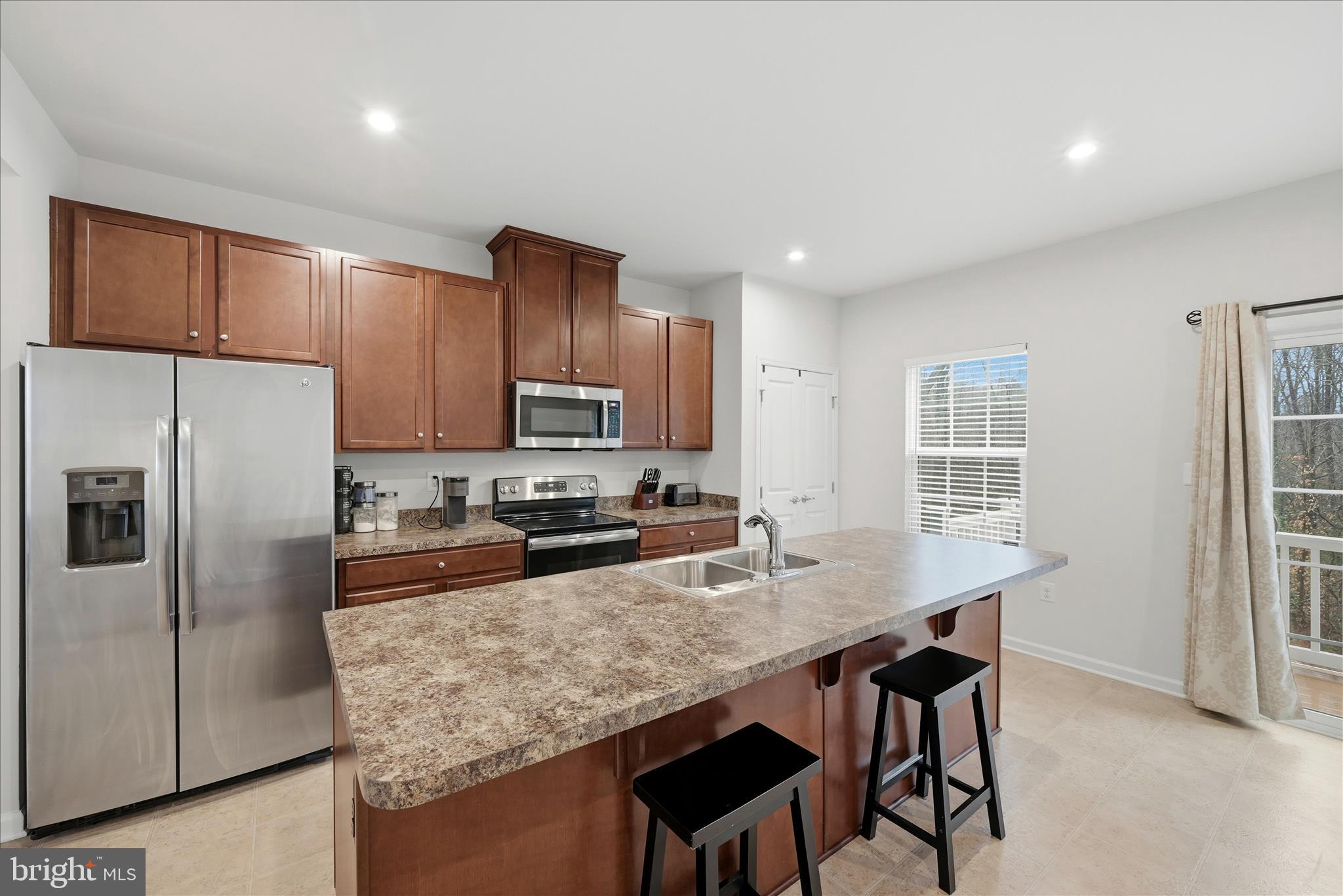 THE VILLAGE AT COURTHOUSE COMMONS - Residential