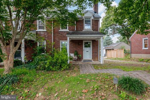 Photo of 304 ATKINS AVE, LANCASTER, PA 17603 (MLS # PALA2041290)