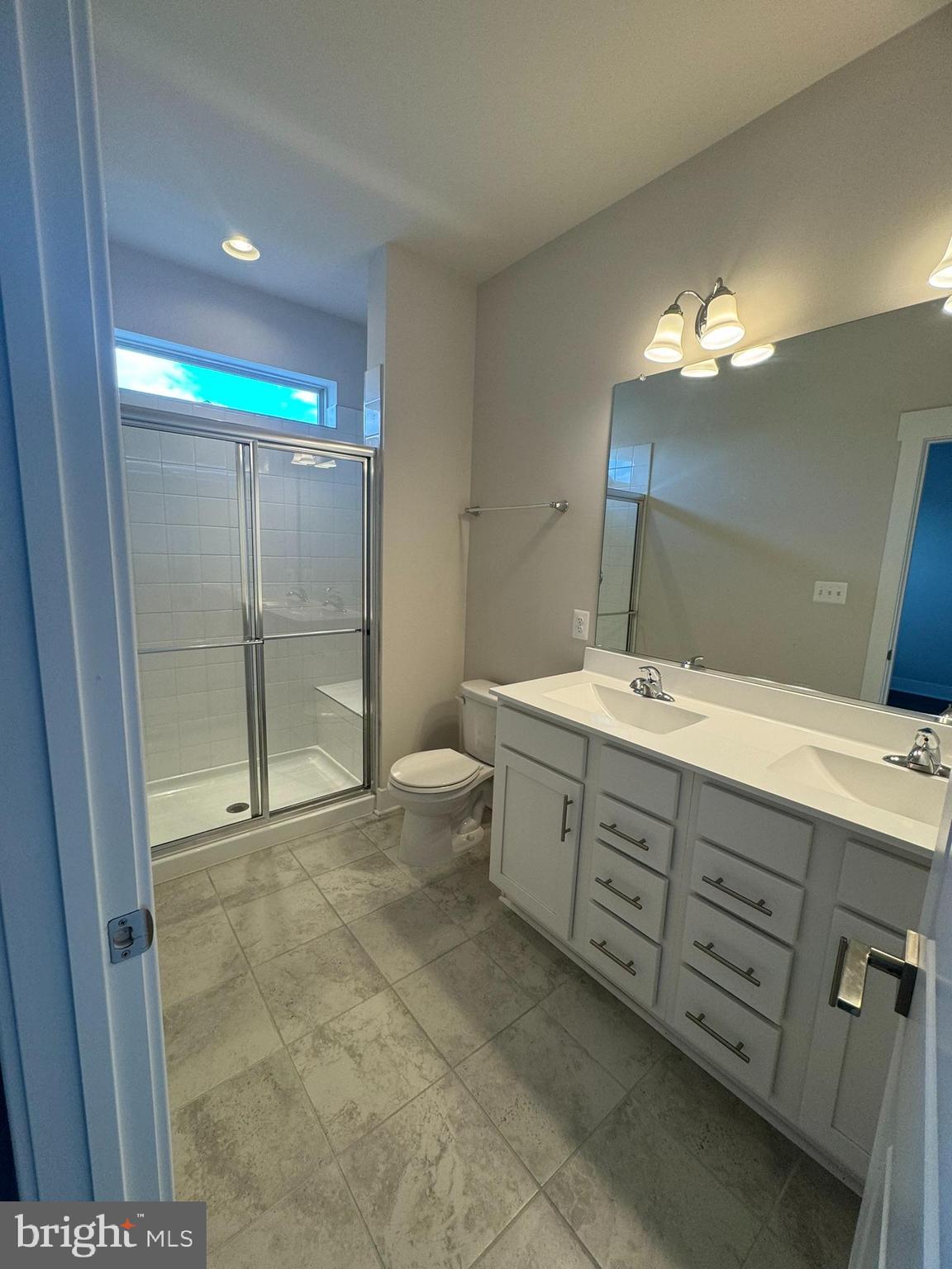 MACALLAN CROSSING - Residential Lease