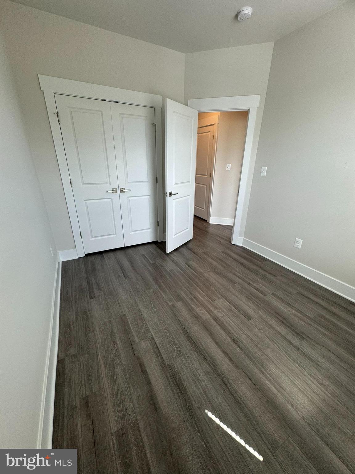 MACALLAN CROSSING - Residential Lease