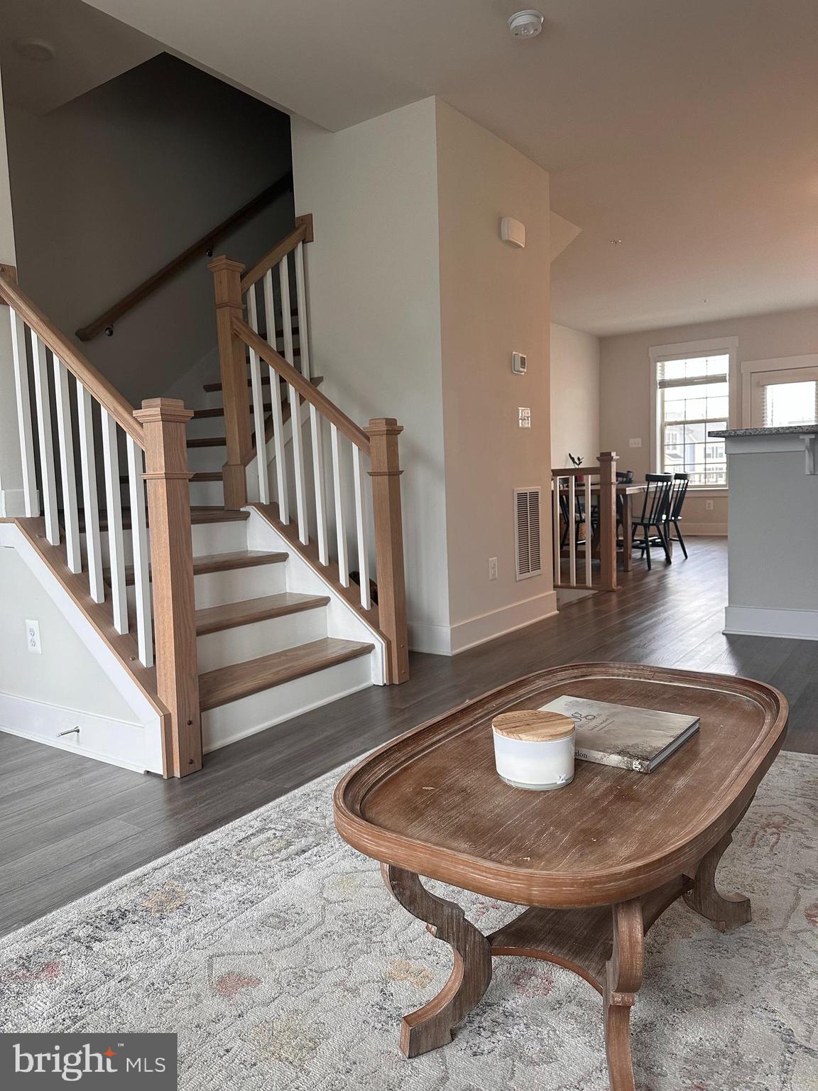 MACALLAN CROSSING - Residential Lease