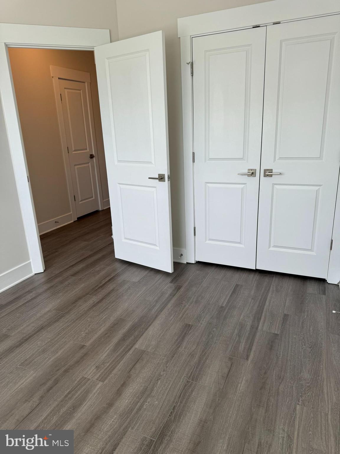 MACALLAN CROSSING - Residential Lease