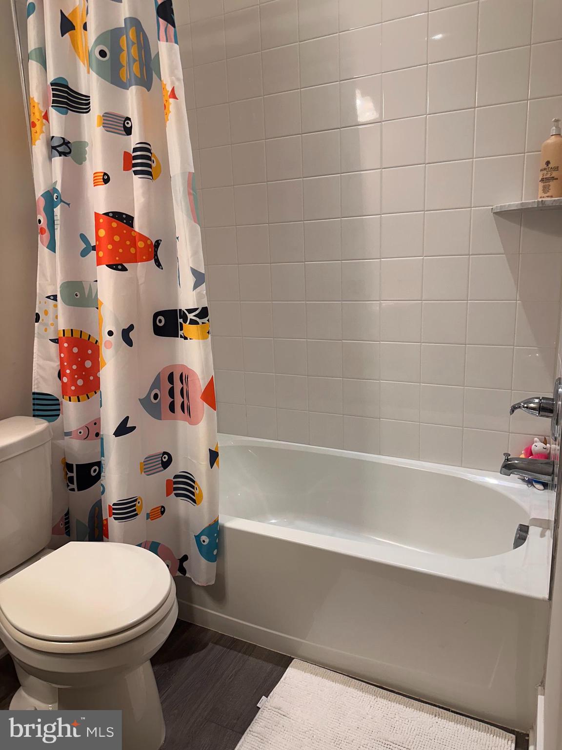 MACALLAN CROSSING - Residential Lease