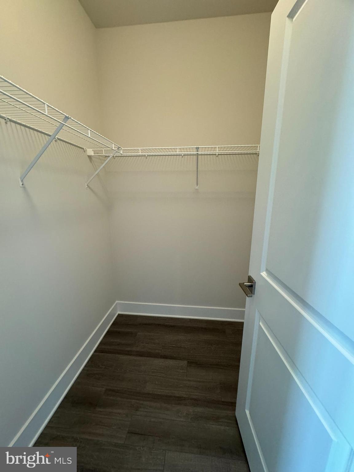 MACALLAN CROSSING - Residential Lease