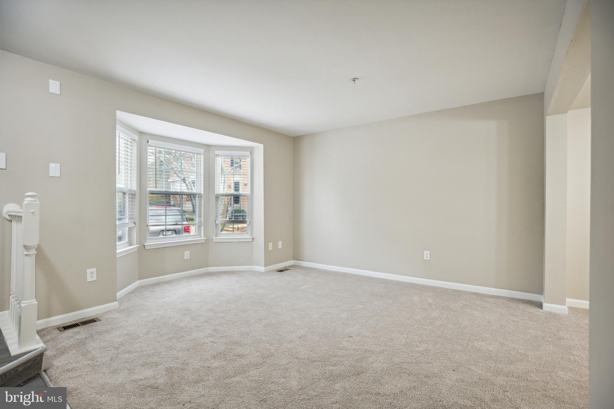 LONDON WOODS - Residential