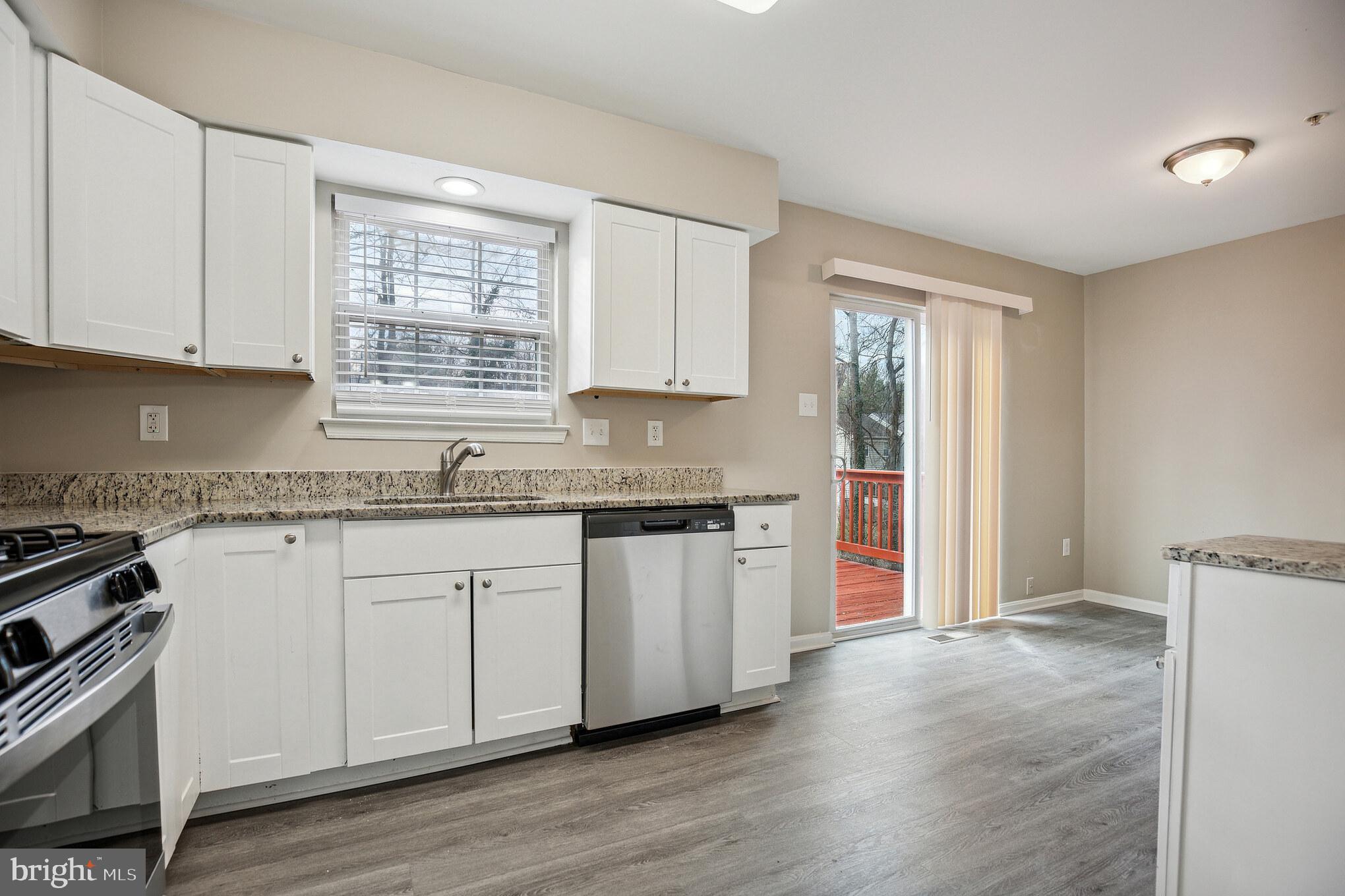 LONDON WOODS - Residential